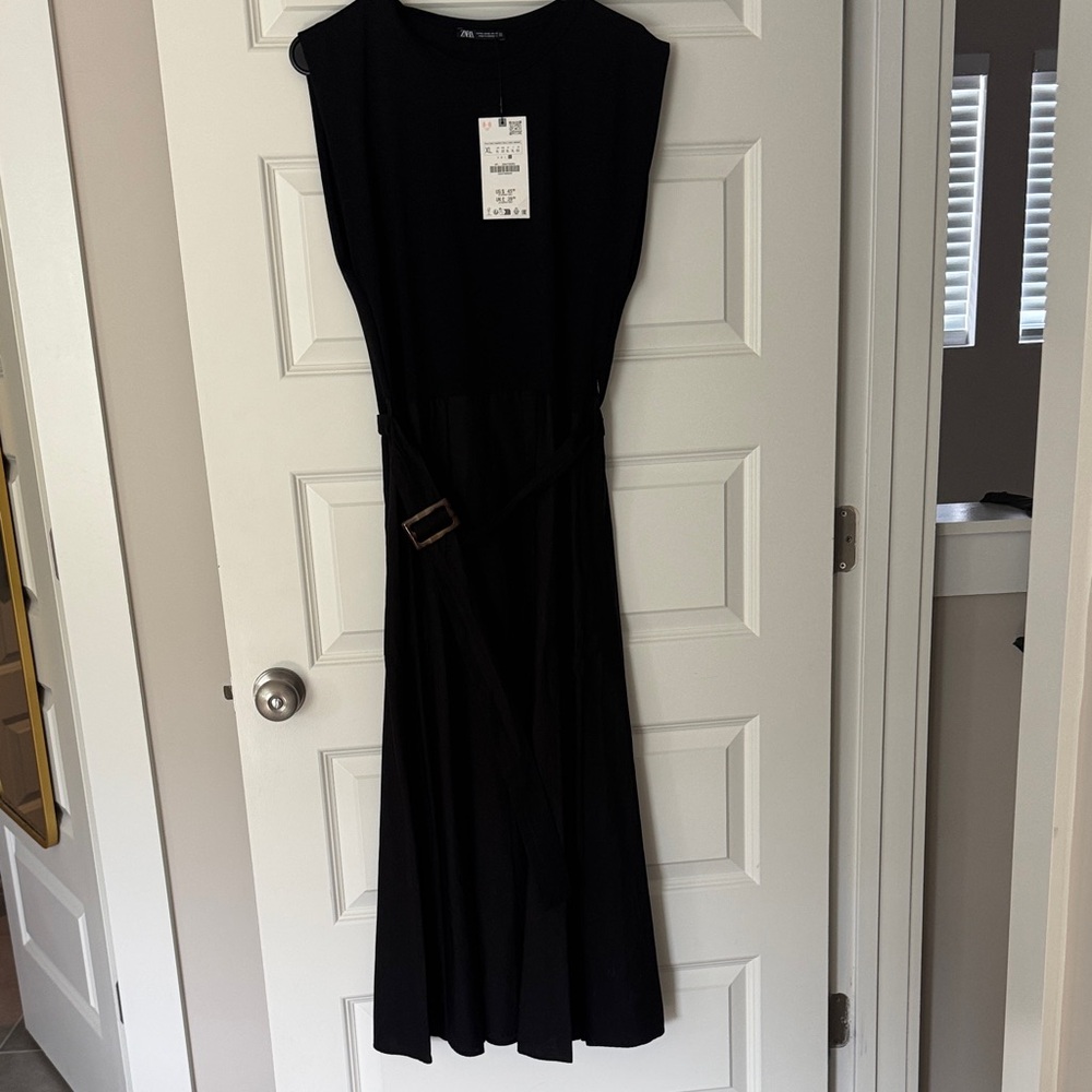 Zara Black Sleeveless Maxi Dress with Waist Belt